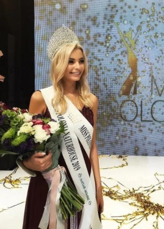Karolina Bielawska wins Miss Poland 2019