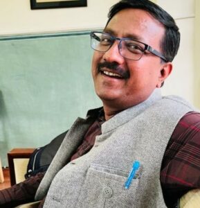 Pradeep Gawande Age, Girlfriend, Wife, Family, Biography & More
