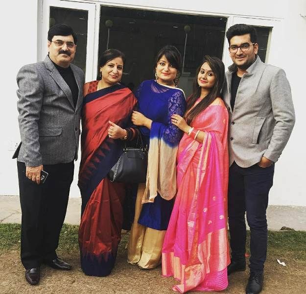 RJ Aabhimanyu with his family