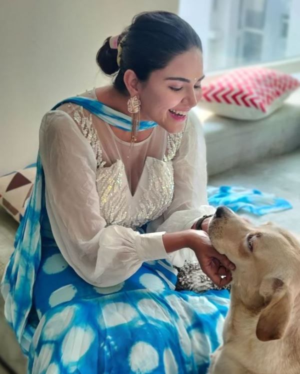 Ritu Rathee Taneja with her pet dog