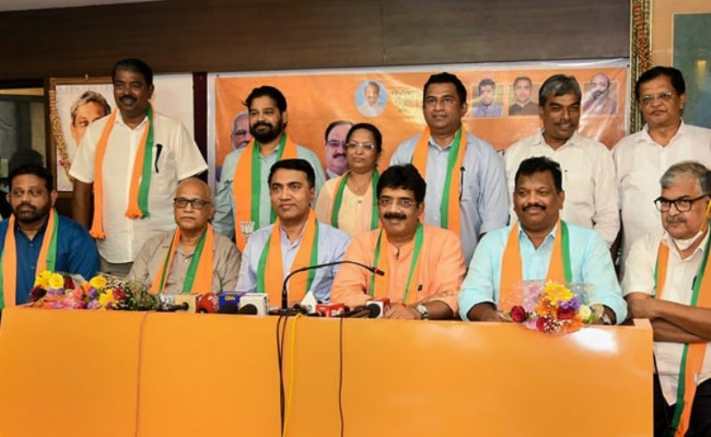 Digambar Kamat joined the BJP with 7 other Congress MLAs on 14 Seotember 2022 in the presence of Goa CM Pramod Sawant