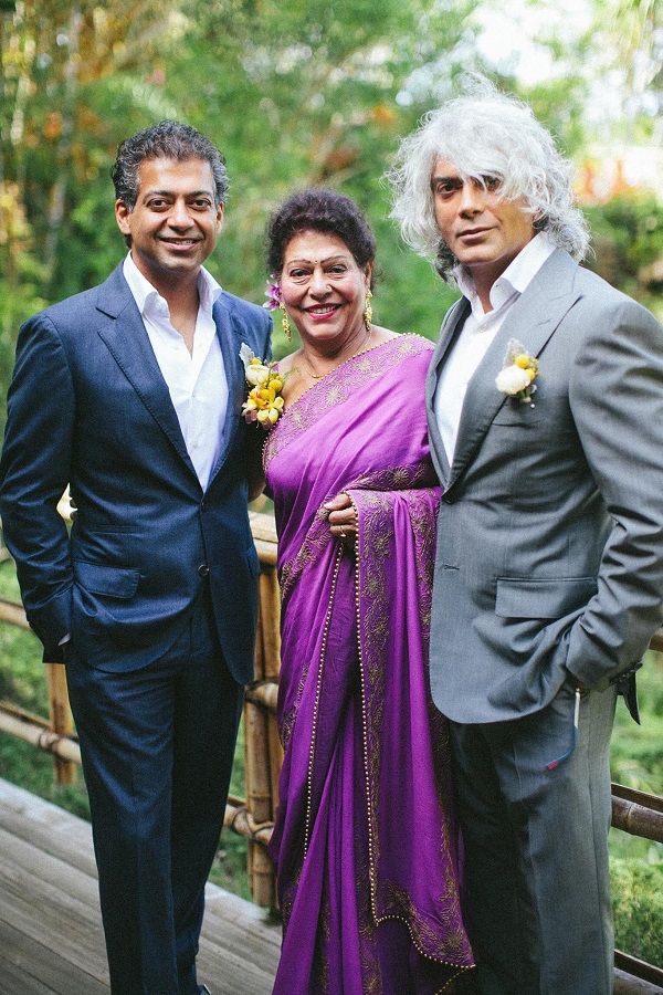 Kamal Ravikant with his brother Naval and mother Kusum