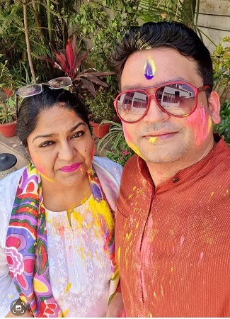 Abhishek Jha and Pooja Singhli