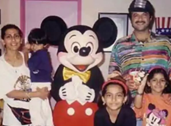 Anil Kapoor with his family during his struggling days