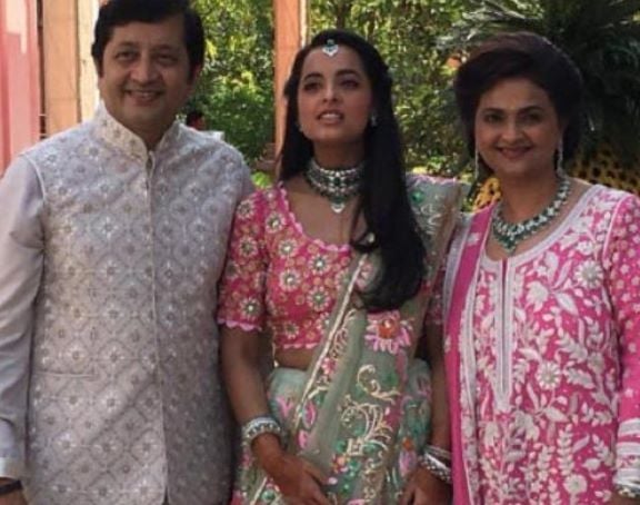 Deepti Salgaocar with her husband and daughter