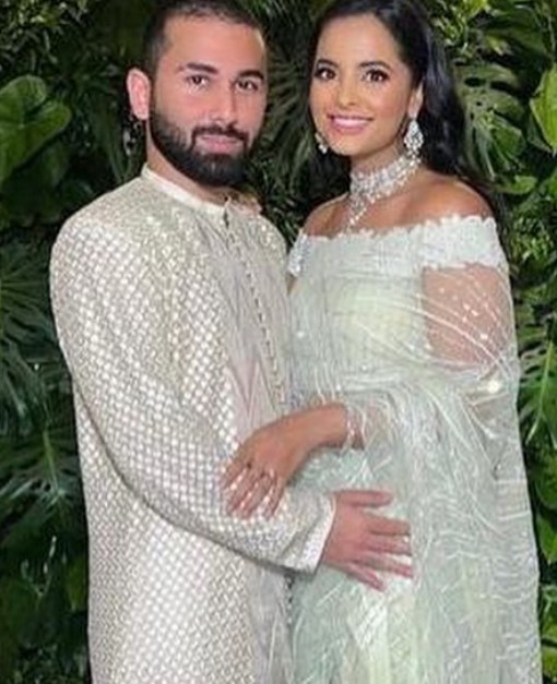 Isheta Salgaocar with her second husband in 2022