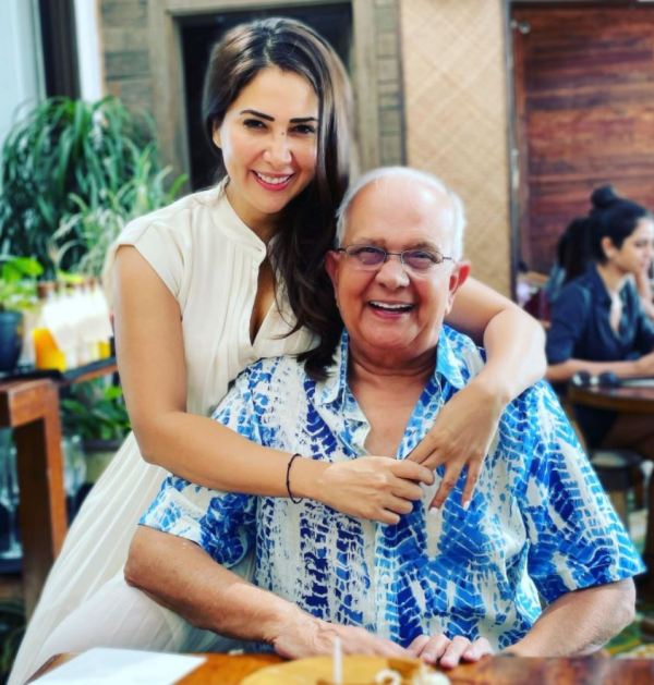 Kim Sharma with her father