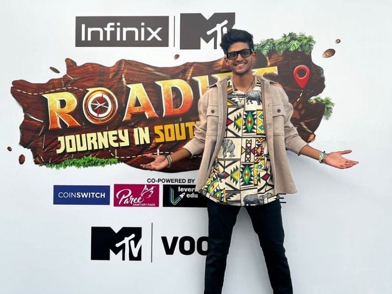 Sohil Jhuti in front of the roadies banner