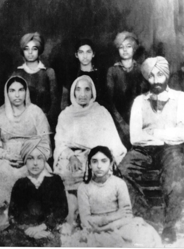 Beant Singh with his wife, Jaswant Kaur, mother, Sahib Kaur, and five children