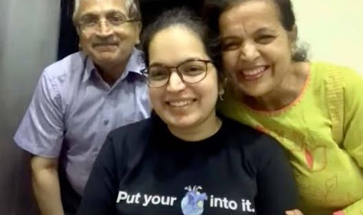 Dr. Shagun Batra with her parents