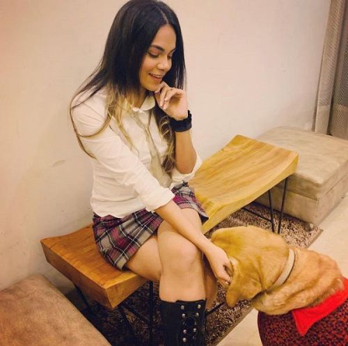 Komal Vohra with her pet dog