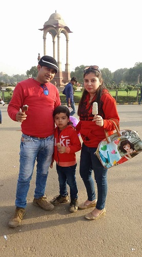 Samarth Chauhan with his parents