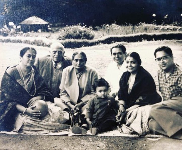 Teesta Setalvad in her childhood with her family