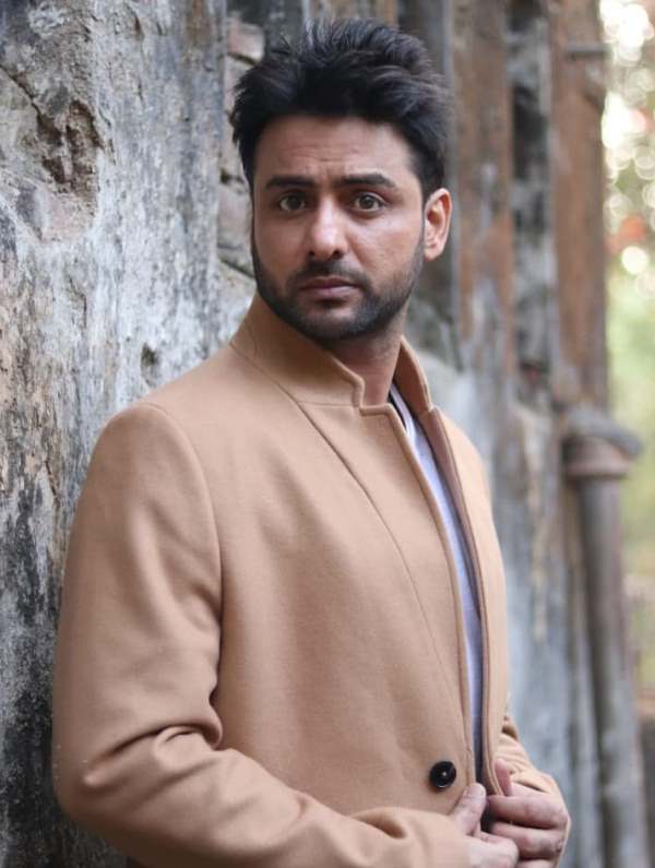 Rohit Bhardwaj Firangi Bahu