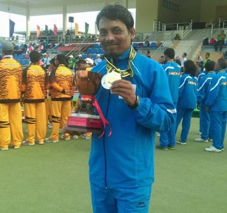 Dinesh Kumar after winning medals in 2016 National Lawn Bowls championships