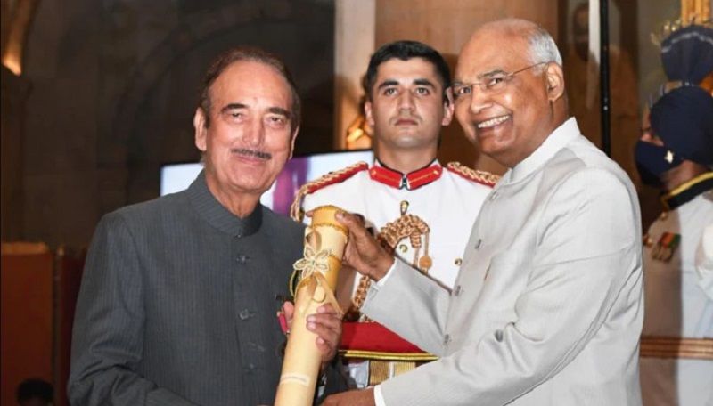 Ghulam Nabi Azad received Padma Bhushan Award