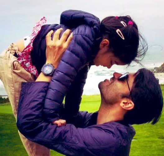 Jaiveer Shergill while playing with his daughter