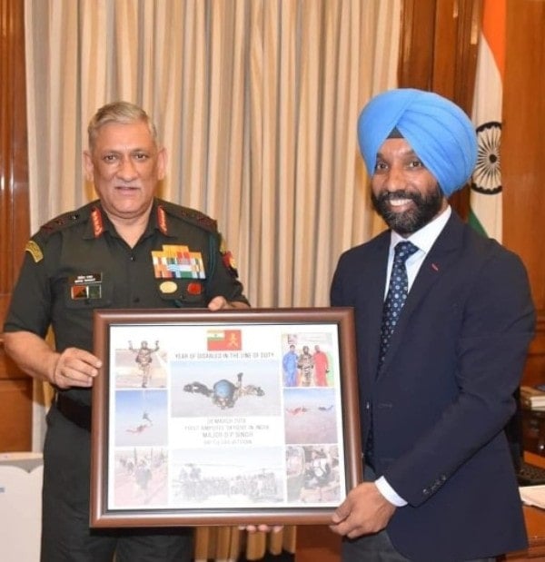 A collage of DP Singh's para diving being presented to late General Bipin Rawat by Major DP Singh