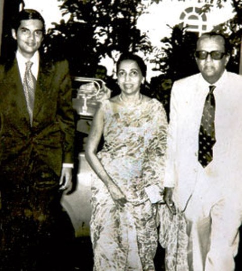Ranil Wickremesinghe (left) with his parents