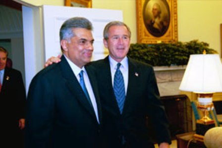Ranil Wickremesinghe with George Bush