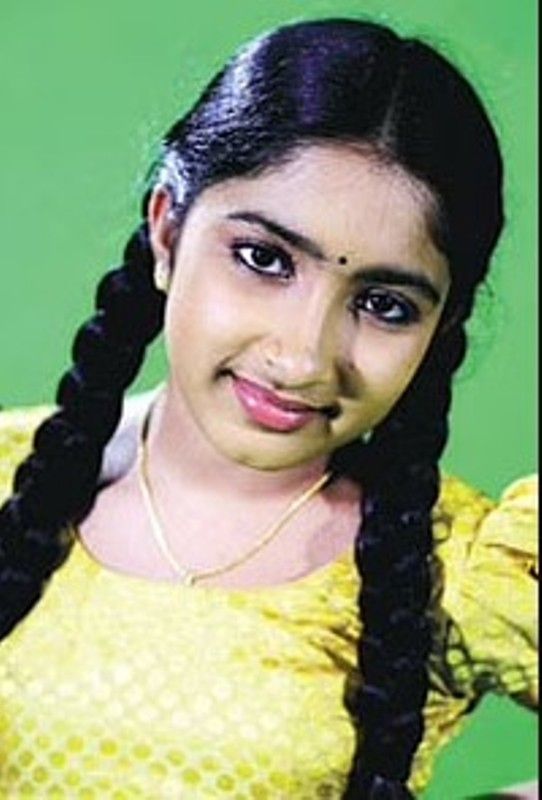 Saanya Iyer as Putt Gowri in Mangala Gowri Maduve (2012)