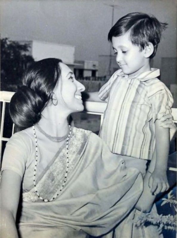 Shantanu Moitra's childhood image with his mother