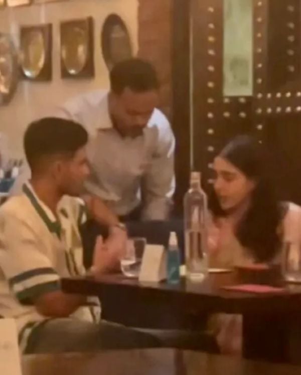 Shubman Gill having dinner with Sara Ali Khan at a restaurant