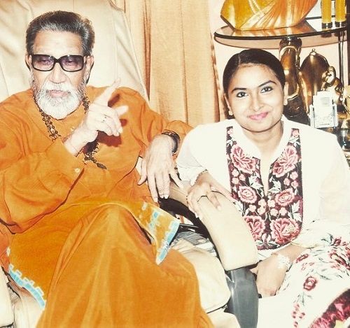 Swapna Patker with Bal Thackeray