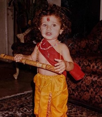 Childhood picture of Jhanak Shukla