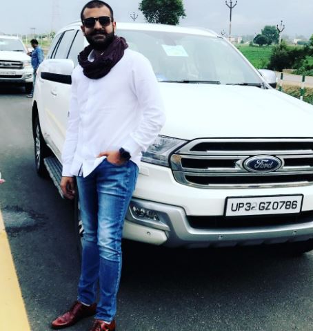 Abbas Ansari with his car