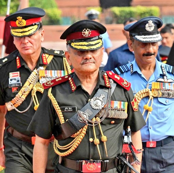 Anil Chauhan's photo after taking over as the Chief of Defence Staff (CDS)