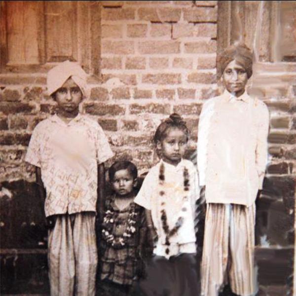 Childhood picture of Jaswant Singh Khalra with his siblings