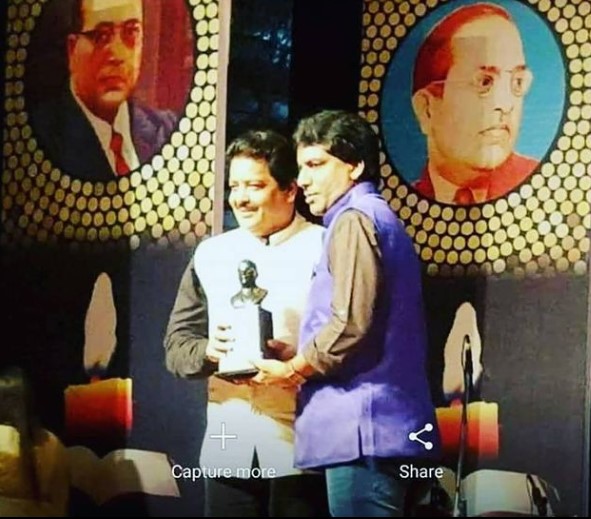 Deepu Srivastava receiving Dr Ambedkar Awards