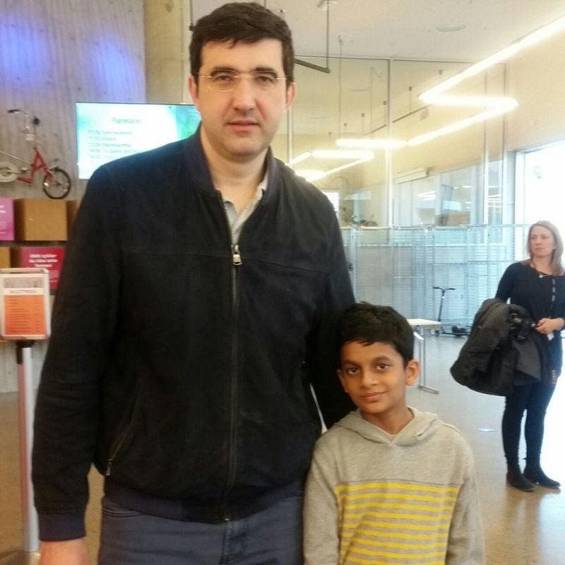 Nihal Sarin with Vladimir Kramnik