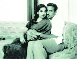 Picture of Nayantara Sahgal with Gautam Sahgal