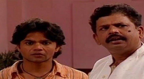 Rajpal Yadav as Naurangilal in Mungeri Ke Bhai Naurangilal
