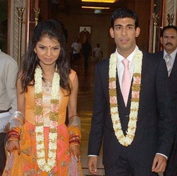 30 August 2009 - Rishi Sunak and Akshata Murthy walking down the aisle