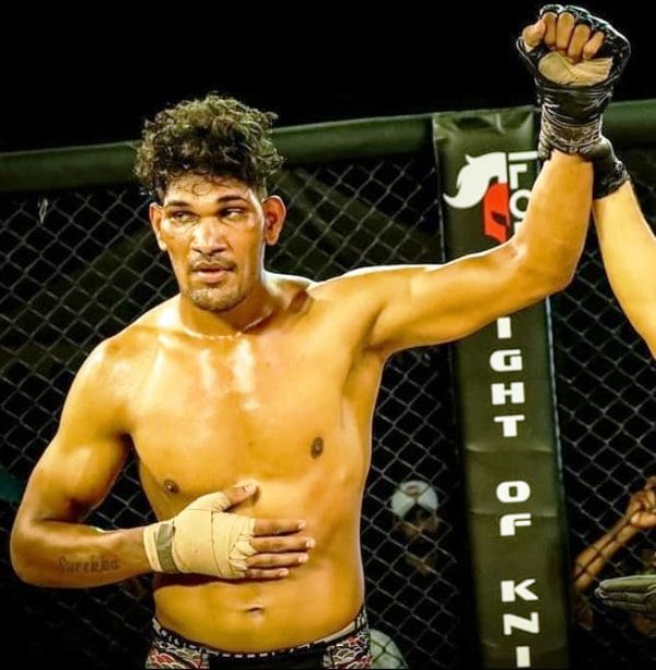 A photo of Yogesh Jadhav taken after his victory against Arpitam Sarkar at the Fight Of Knights (FOK)