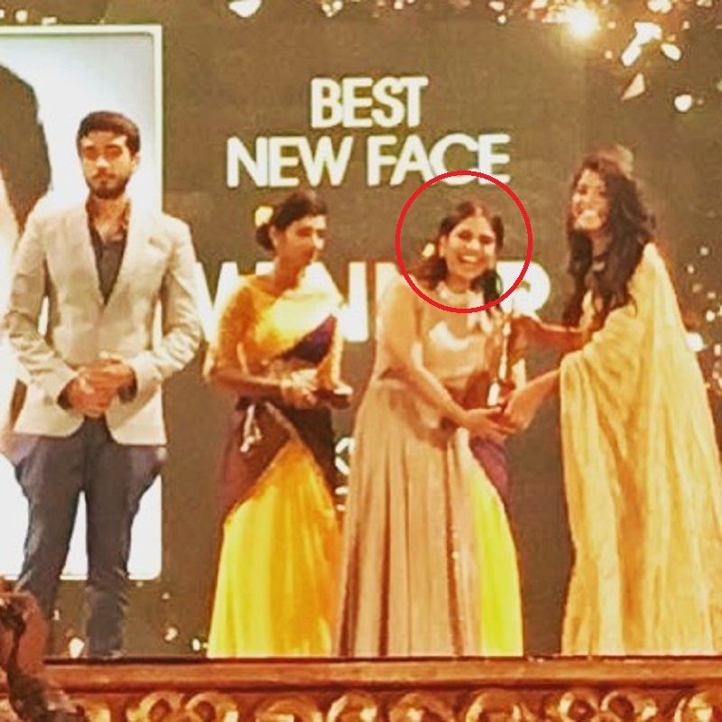 Aishwarya Lekshmi receiving best new face (Female) award for the film Njandukalude Nattil Oridavela at Asianet Film Awards