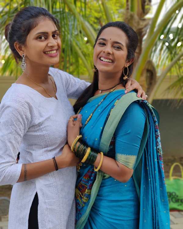 Amruta with her sister, Puja Dhongade