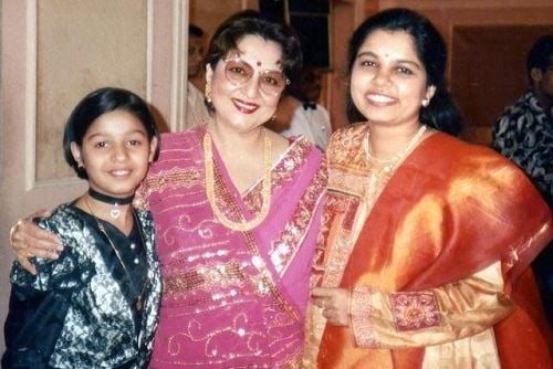 An old photo of Tabassum with Sunidhi Chauhan and Sadhana Sargam