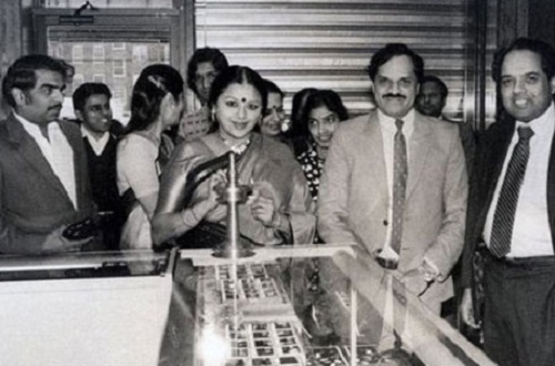Atlas Ramachandran at the launch of Atlas Jewellery in 1985