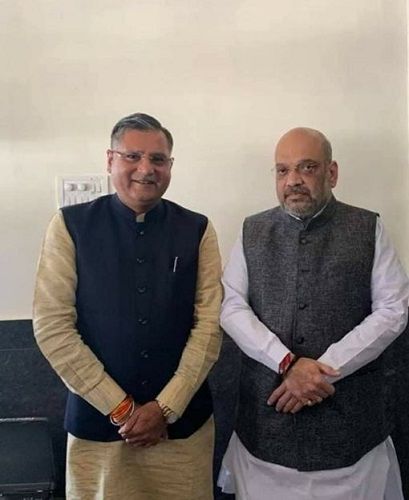Chander Parkash Kathuria with Amit Shah