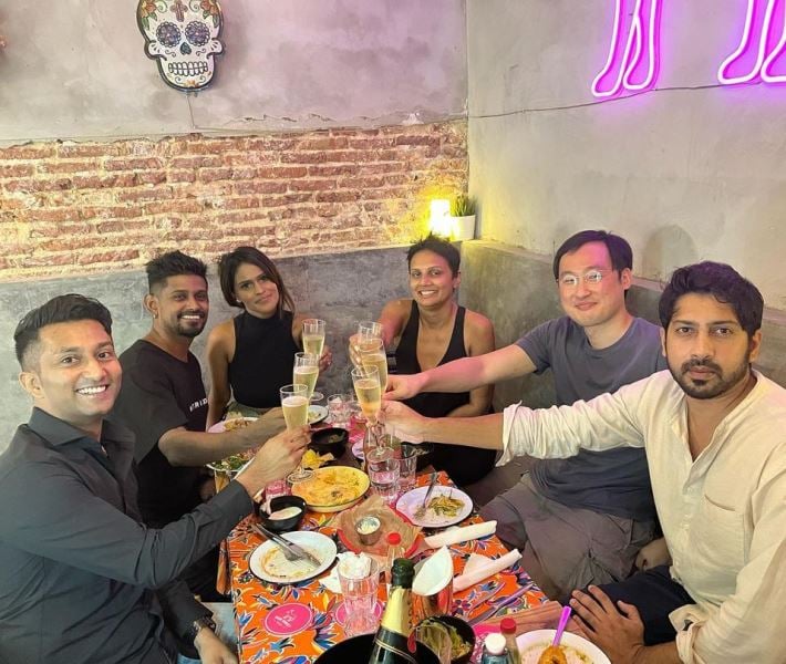 Dinesh Kanagaratnam drinking alcohol with his friends