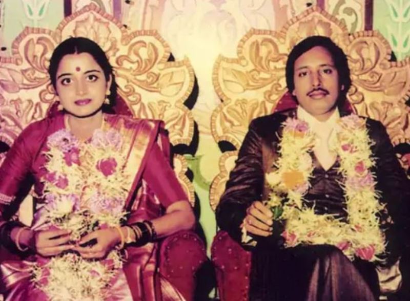 Kavita Karkare and Hemant Karkare at their wedding ceremony