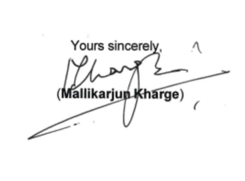 Mallikarjun Kharge's signature