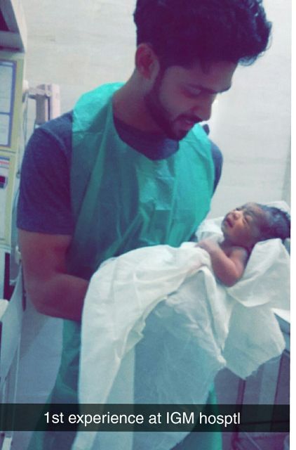 On 21 September 2017, Dr Rohit Shinde shared a picture with a baby boy, who he counted as the first child he had delivered, at the Indra Gandhi Hospital Bhiwandi Thane, Mumbai