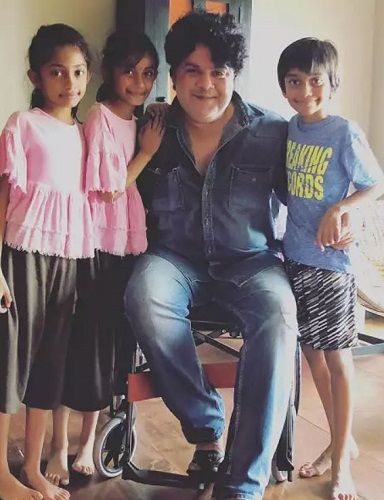 Sajid Khan with his nephew and nieces