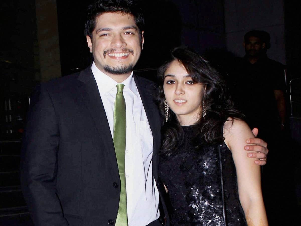 Zeenat Hussain Aamir Khan s Mother Age Husband Children Family Zeenat Hussain Aamir Khan s Mother Age Husband Children Family