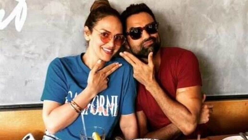 Abhay Deol with his cousin sister Esha Deol